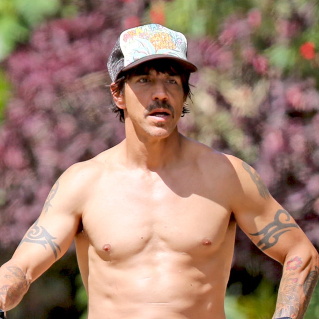 Anthony Kiedis Goes Shirtless at Age 50—See the Pic! E! Online UK